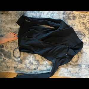 Lululemon black jacket